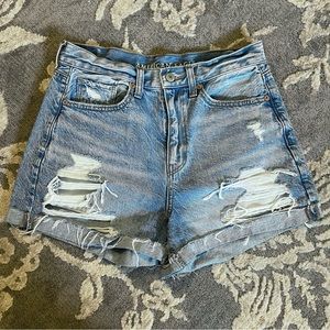 American Eagle Mom Short